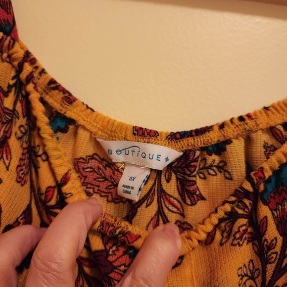 Boutique Kassia Floral Cold Shoulder Short Sleeve Blouse OX - Picture 4 of 5